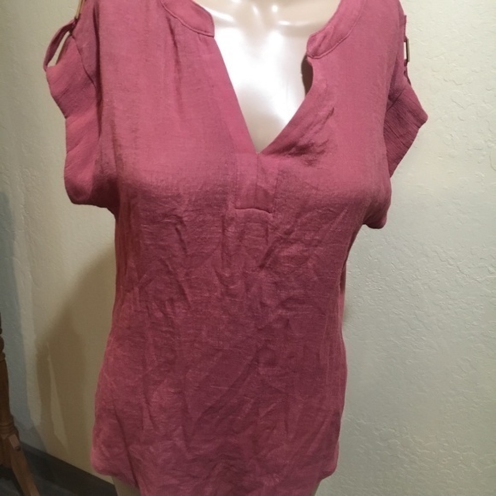 PerSeption Concept Mauve V-Neck Blouse gold decor